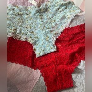 New 3 PACK Victoria’s Secret  Cheeky Lace Panties Underwear Women Size L